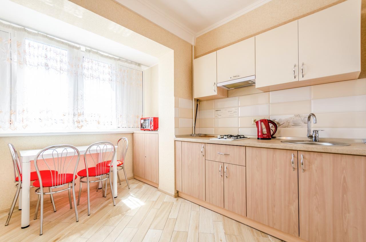Artal Apartment On Obolonskyi Avenue 16A Kiew Exterior foto